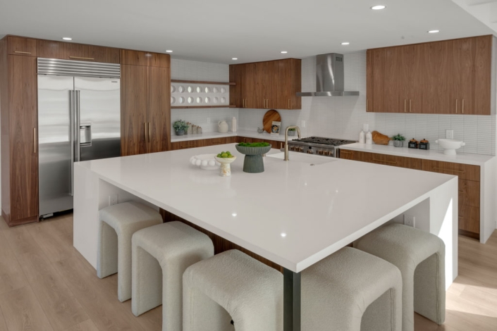Kitchen Island with Porcelain Countertop – 66th Place in Long Beach Kitchen Remodel Kitchen Island with Porcelain Countertop - 66th Place in Long Beach Kitchen Remodel